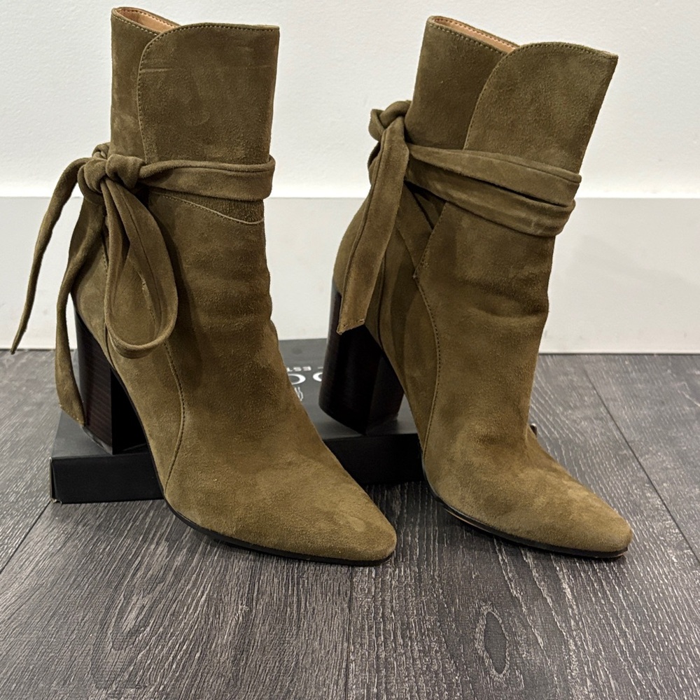 Olive 🫒 Genuine Suede Ankle Boots